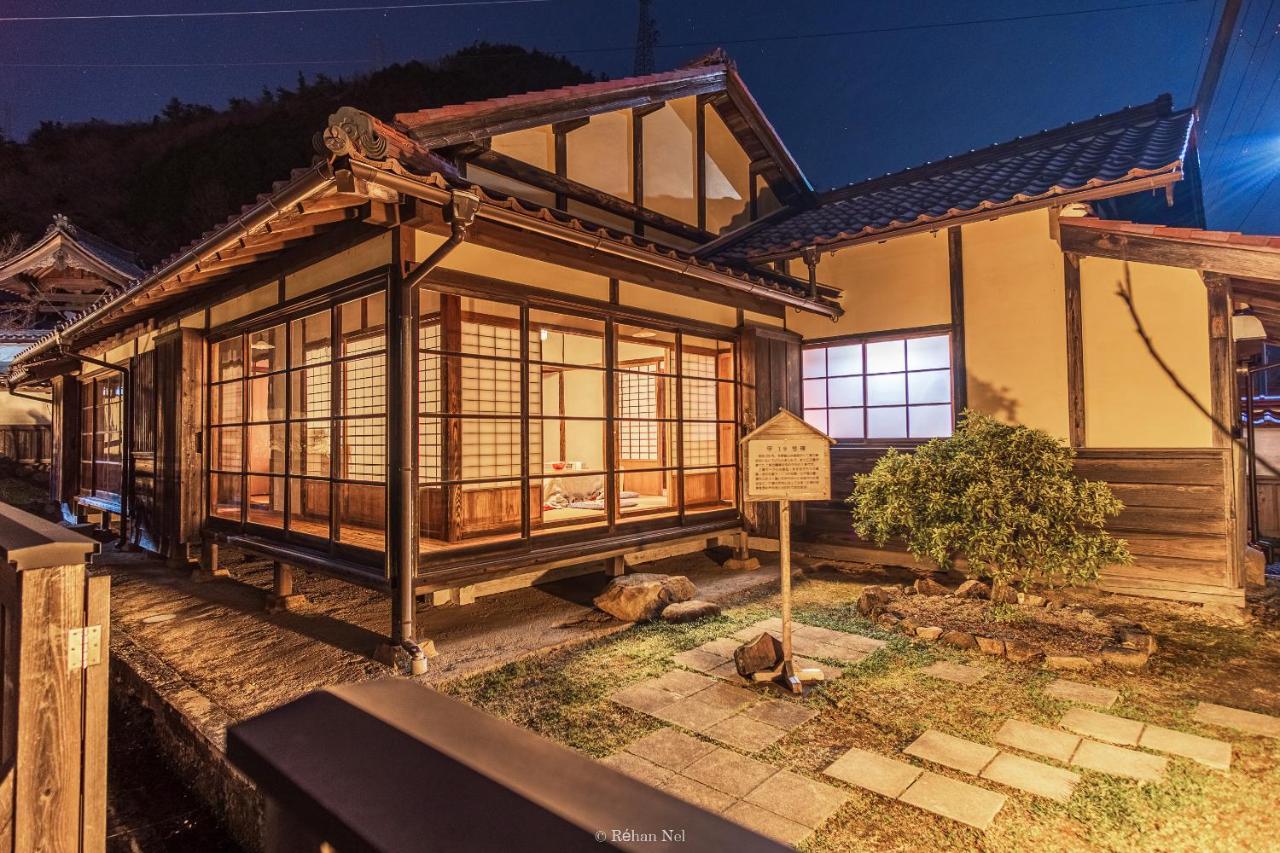 Japan'S Oldest Remaining Company Housing Villa Asago Bagian luar foto
