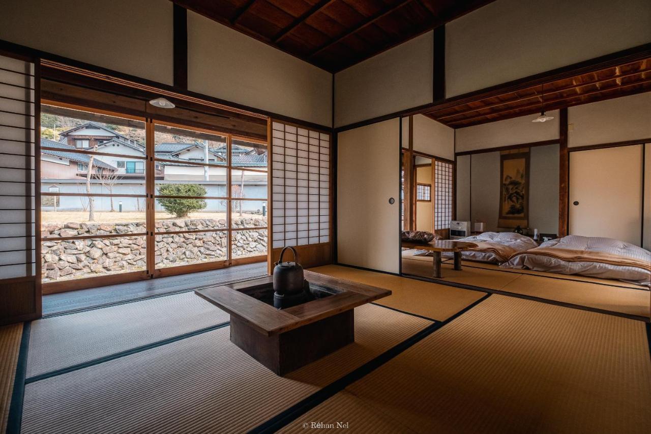 Japan'S Oldest Remaining Company Housing Villa Asago Bagian luar foto