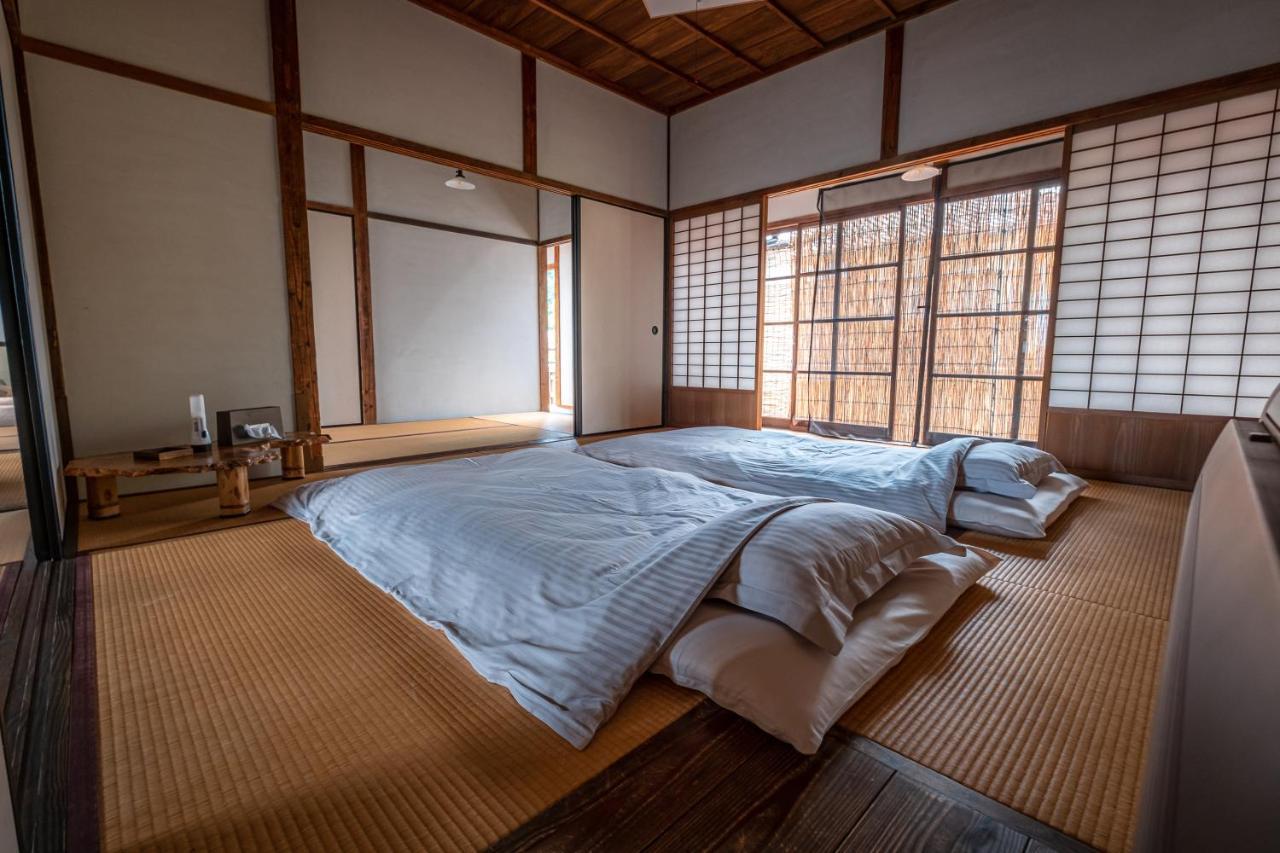 Japan'S Oldest Remaining Company Housing Villa Asago Bagian luar foto