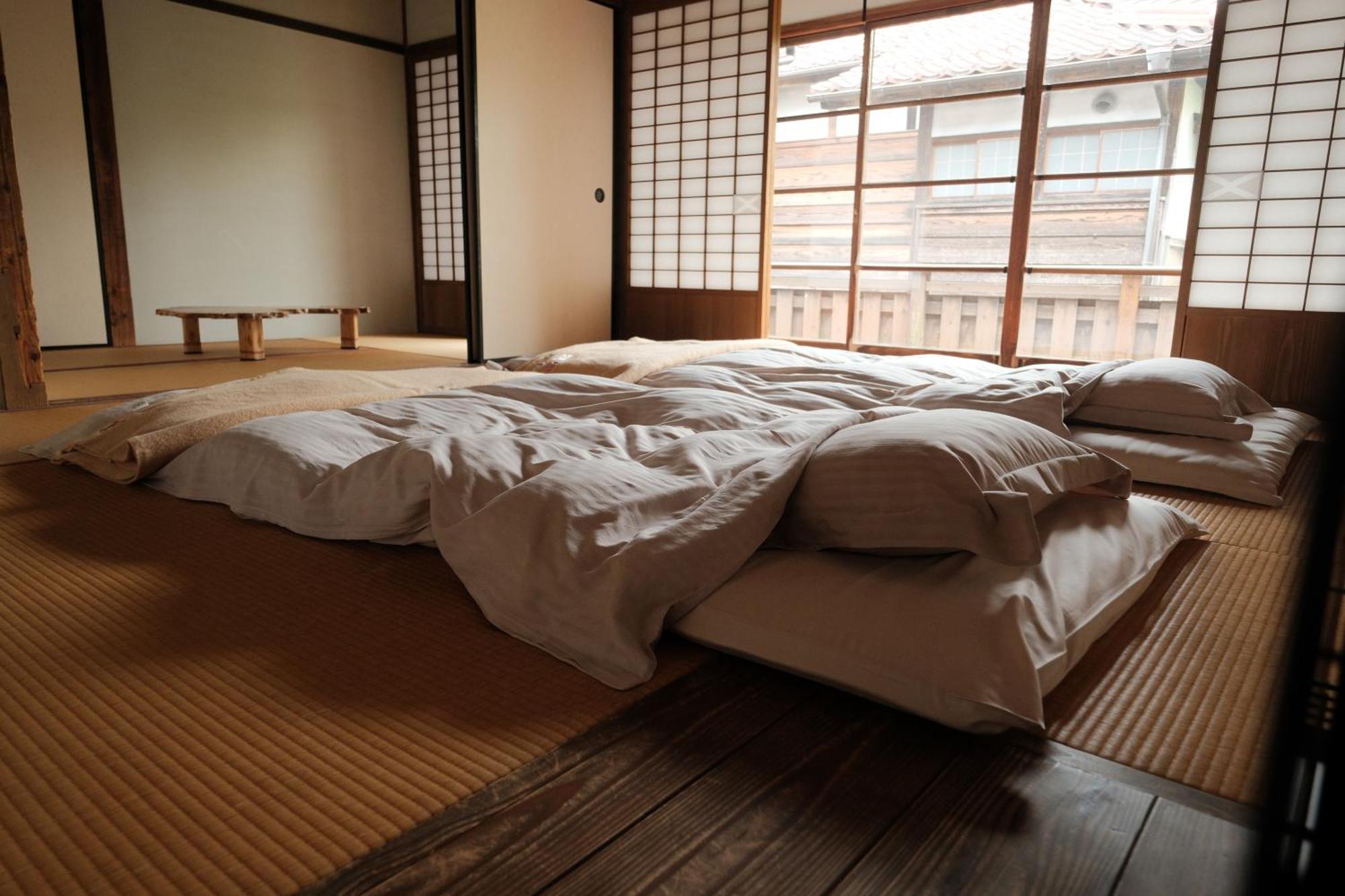 Japan'S Oldest Remaining Company Housing Villa Asago Bagian luar foto