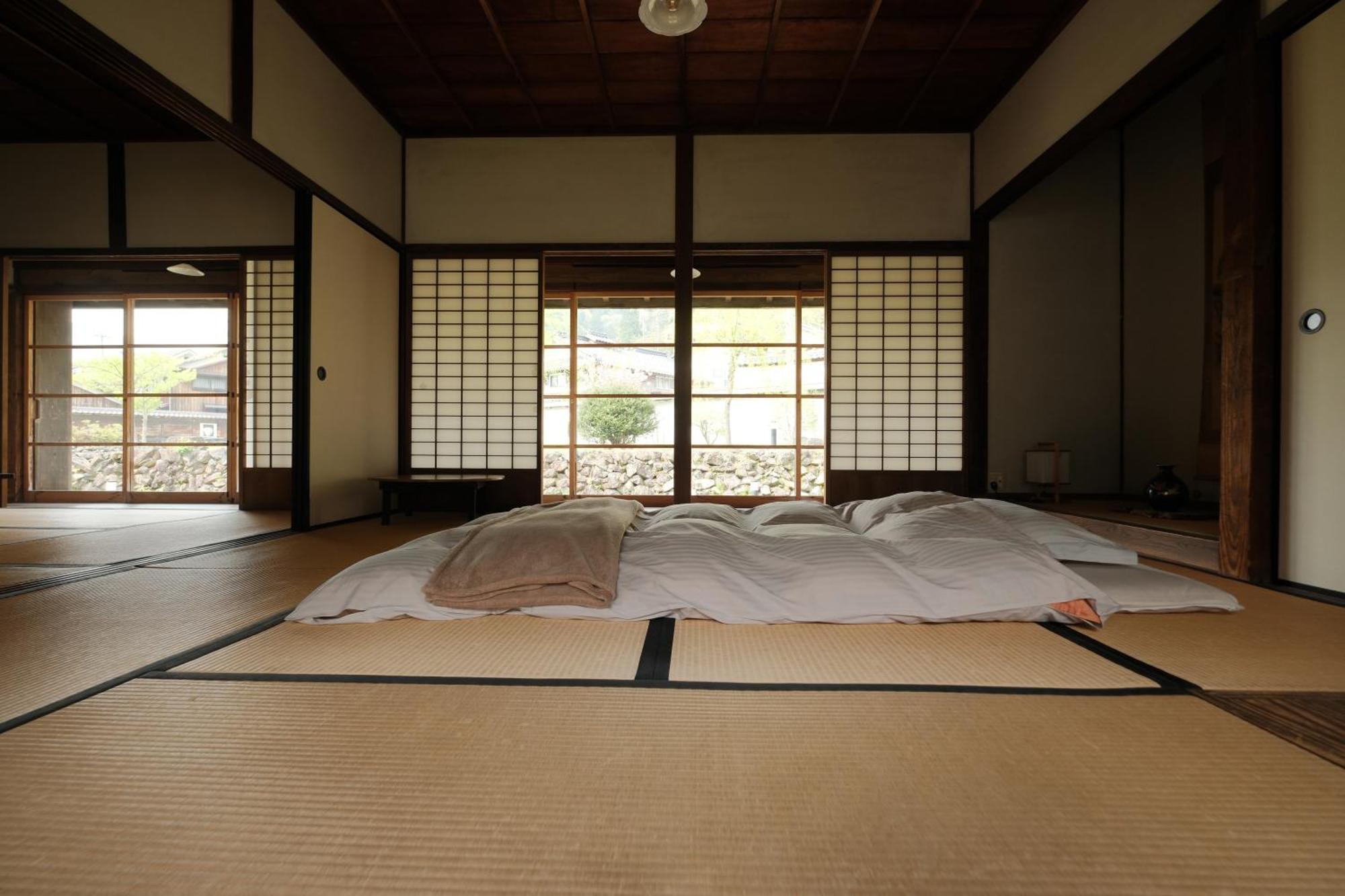 Japan'S Oldest Remaining Company Housing Villa Asago Bagian luar foto