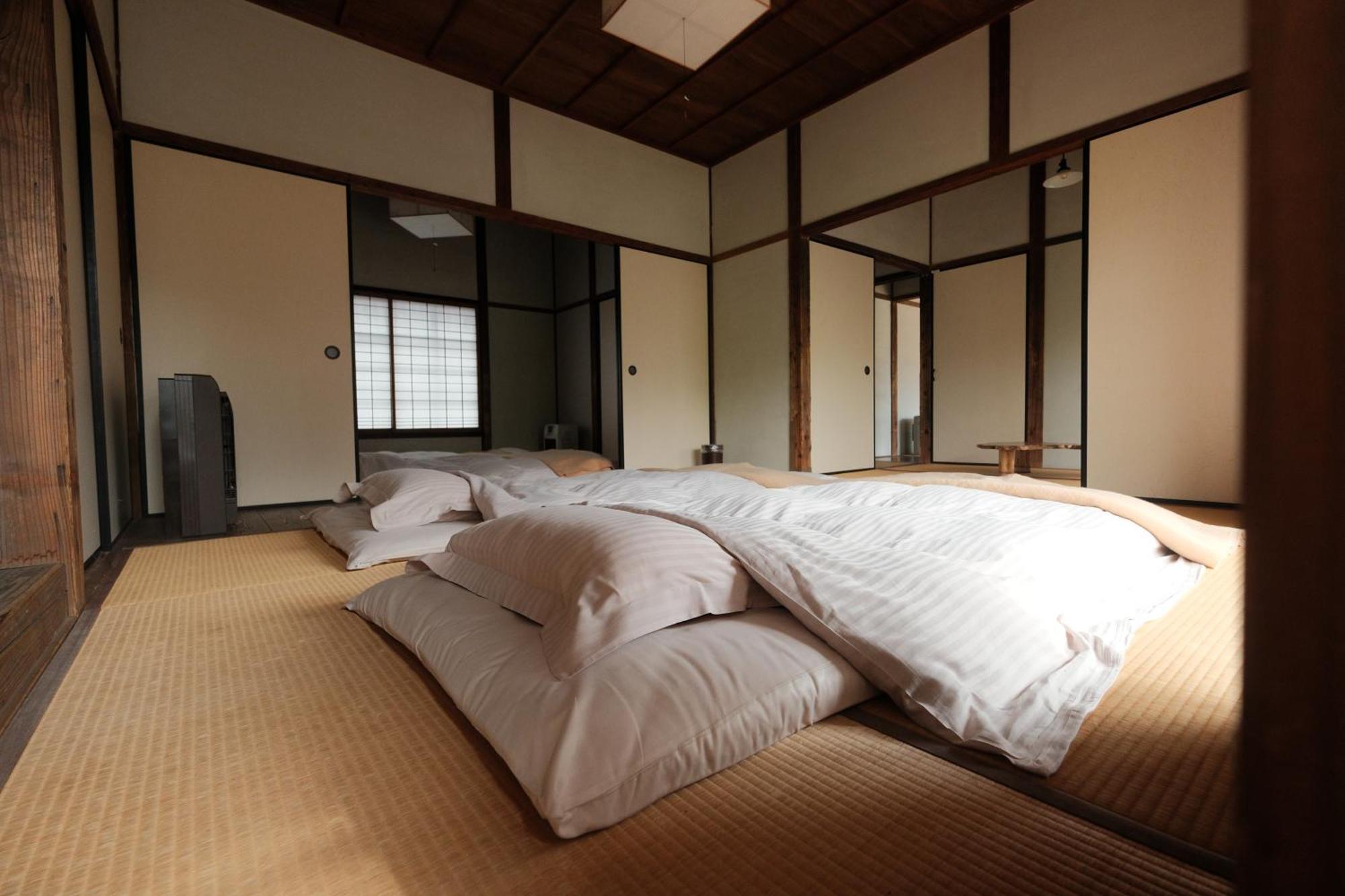 Japan'S Oldest Remaining Company Housing Villa Asago Bagian luar foto